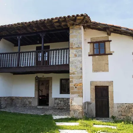 Chalet Casa De Aldea Casa De Isidoro Linares (Asturias)